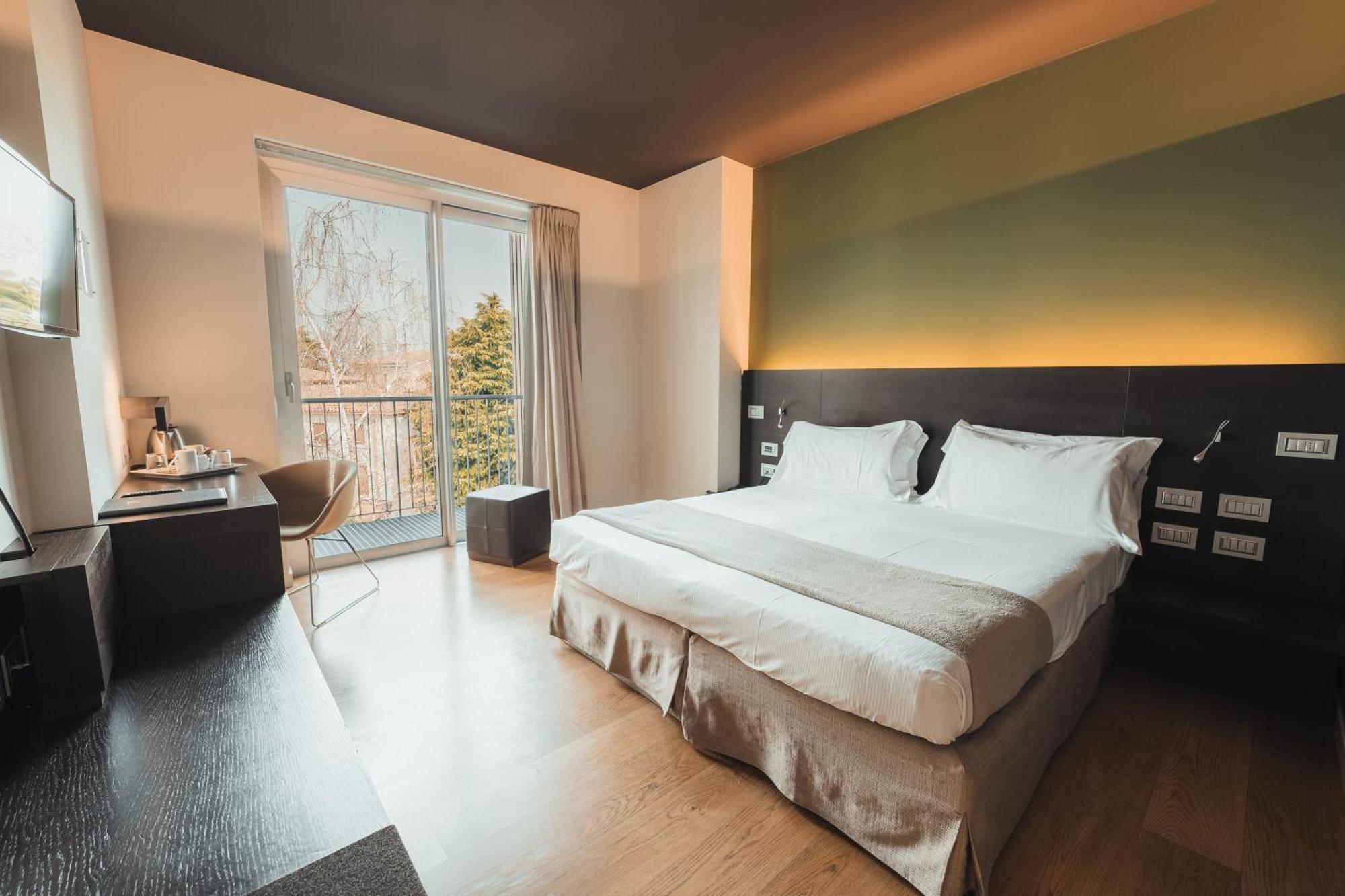 Mod 05 Living Hotel Sandra' Eksteriør billede